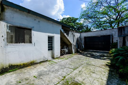 Garagem de casa para alugar com 2 quartos, 160m² em Jardim do Triunfo, Guarulhos
