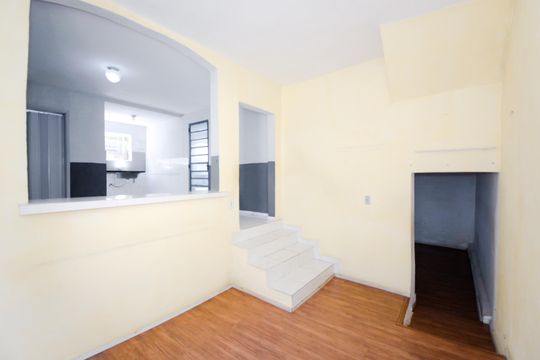 Quarto 1 de casa para alugar com 2 quartos, 160m² em Jardim do Triunfo, Guarulhos