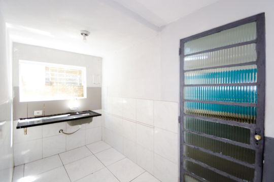 Sala/Cozinha de casa para alugar com 2 quartos, 160m² em Jardim do Triunfo, Guarulhos