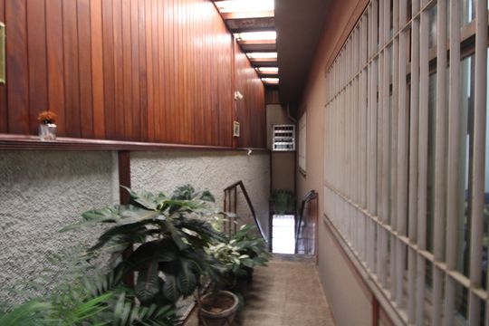 corredor  de casa à venda com 3 quartos, 360m² em Vila Santana, São Paulo