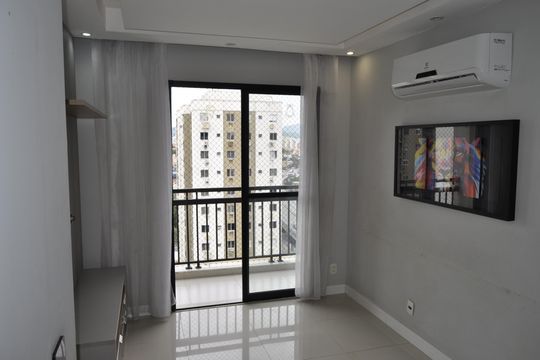 Apartamento para alugar com 2 quartos, 54m² em Del Castilho, Rio de Janeiro