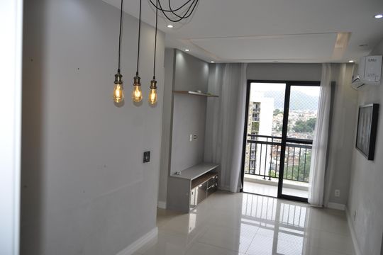 Apartamento para alugar com 2 quartos, 54m² em Del Castilho, Rio de Janeiro