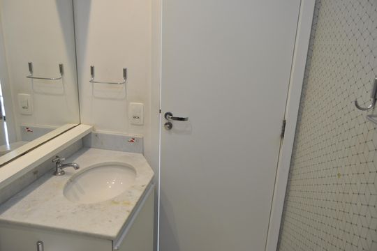 Apartamento para alugar com 2 quartos, 54m² em Del Castilho, Rio de Janeiro