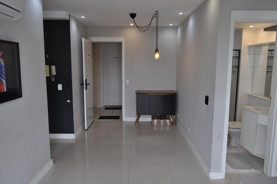 Apartamento para alugar com 2 quartos, 54m² em Del Castilho, Rio de Janeiro