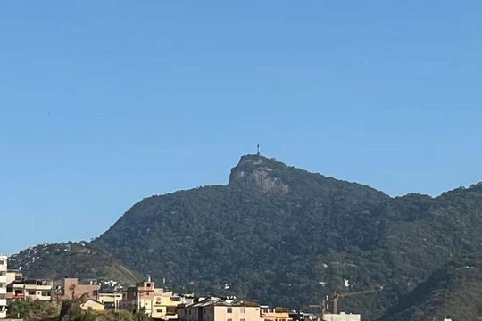 Vista de apartamento para alugar com 2 quartos, 44m² em Santo Cristo, Rio de Janeiro