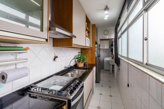 Cozinha de apartamento à venda com 3 quartos, 214m² em Consolação, São Paulo