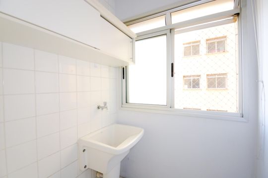Área de Serviço de apartamento para alugar com 2 quartos, 52m² em Jardim Sao Judas Tadeu, Guarulhos