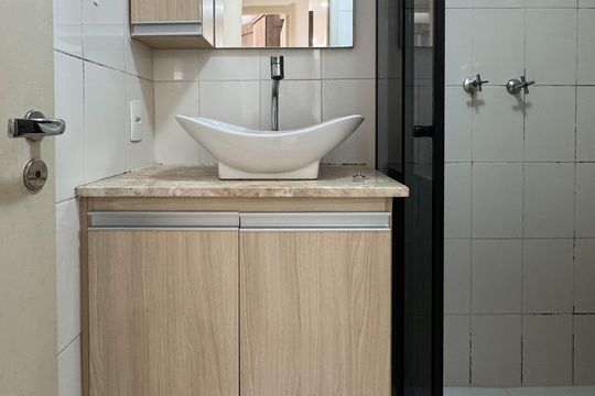 Banheiro Social de apartamento para alugar com 2 quartos, 50m² em Ferrazópolis, São Bernardo do Campo