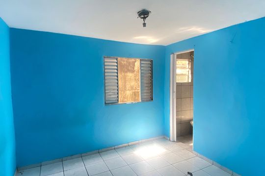 Casa para alugar com 1 quarto, 25m² em Veloso, Osasco