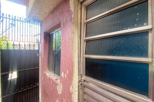 Tanque de casa para alugar com 1 quarto, 25m² em Veloso, Osasco