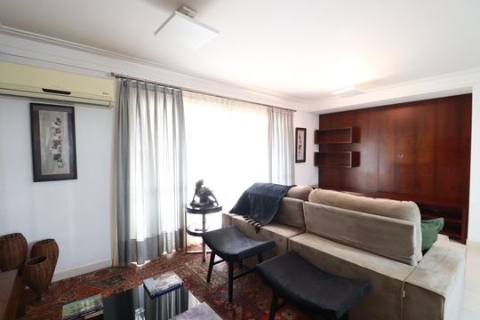 Apartamento para alugar com 3 quartos, 137m² em Jardim Irajá, Ribeirão Preto