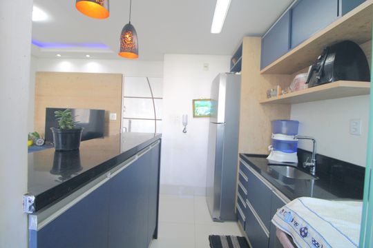 Cozinha de apartamento à venda com 2 quartos, 48m² em Vila Inglesa, São Paulo