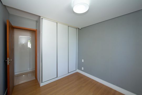Apartamento à venda com 3 quartos, 100m² em Buritis, Belo Horizonte