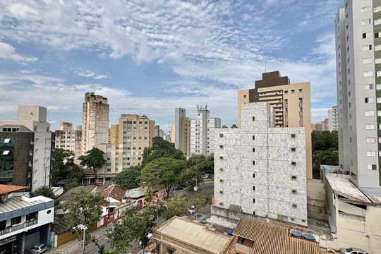 Vista de apartamento à venda com 3 quartos, 120m² em Barro Preto, Belo Horizonte