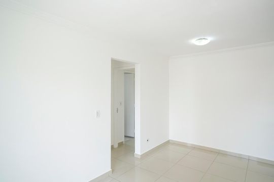 Sala de apartamento à venda com 2 quartos, 56m² em Vila Normandia, São Bernardo do Campo