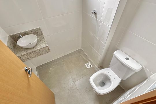 Suíte - Banheiro   de apartamento à venda com 1 quarto, 36m² em Barro Preto, Belo Horizonte