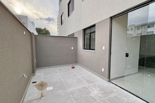 Área privativa de apartamento à venda com 1 quarto, 62m² em Barro Preto, Belo Horizonte
