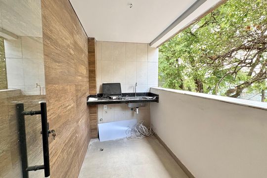 Cozinha e Área de Serviço de apartamento à venda com 2 quartos, 63m² em Barro Preto, Belo Horizonte