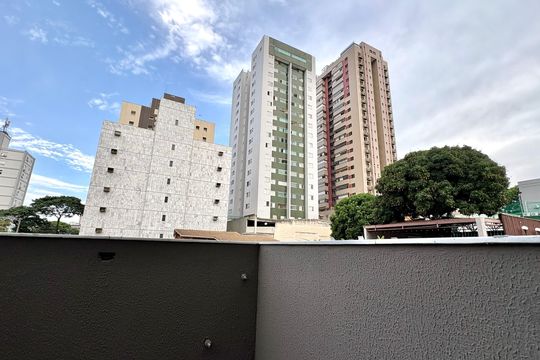 Área Privativa com varanda - Vista  de apartamento à venda com 2 quartos, 63m² em Barro Preto, Belo Horizonte