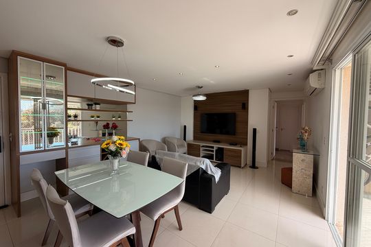 Apartamento à venda com 3 quartos, 94m² em Engordadouro, Jundiaí