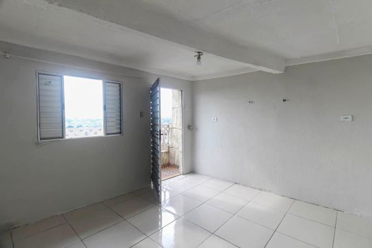 Casa para alugar com 1 quarto, 45m² em Jardim Dona Sinha, São Paulo