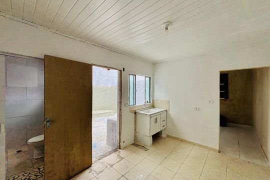 Sala/Cozinha de casa para alugar com 1 quarto, 70m² em Parque Guaianazes, São Paulo