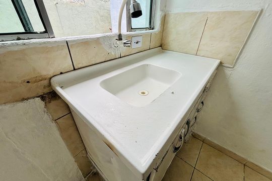 Cozinha de casa para alugar com 1 quarto, 70m² em Parque Guaianazes, São Paulo