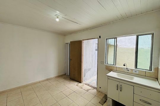 Casa para alugar com 1 quarto, 70m² em Parque Guaianazes, São Paulo