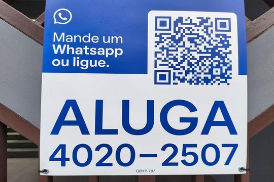 Fachada de casa para alugar com 2 quartos, 70m² em Vila Nhocuné, São Paulo