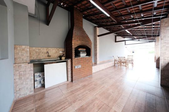 Área comum de casa para alugar com 2 quartos, 70m² em Vila Nhocuné, São Paulo