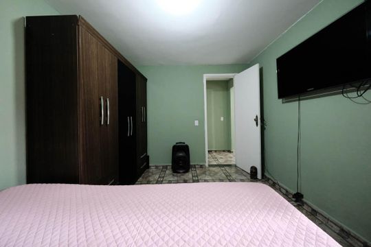 Quarto 2 de casa para alugar com 2 quartos, 70m² em Vila Nhocuné, São Paulo