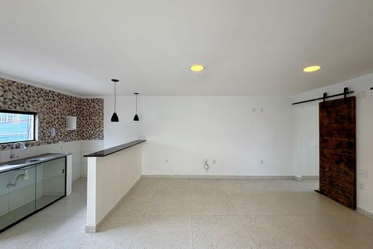 Casa de Condomínio para alugar com 2 quartos, 90m² em Taquara, Rio de Janeiro