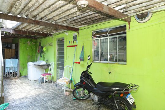 Quintal - churrasqueira de casa à venda com 1 quarto, 250m² em Conjunto Residencial José Bonifácio, São Paulo