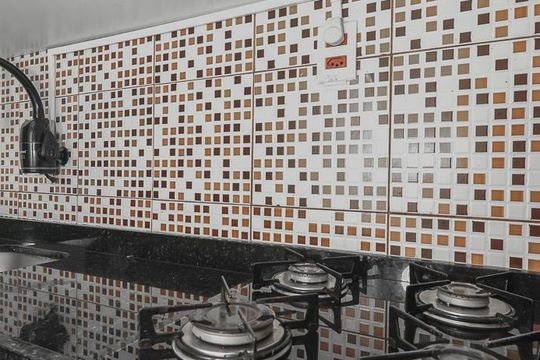 Cozinha de apartamento para alugar com 2 quartos, 38m² em Jardim Dona Leopoldina, Porto Alegre