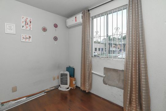 Quarto de apartamento para alugar com 2 quartos, 38m² em Jardim Dona Leopoldina, Porto Alegre