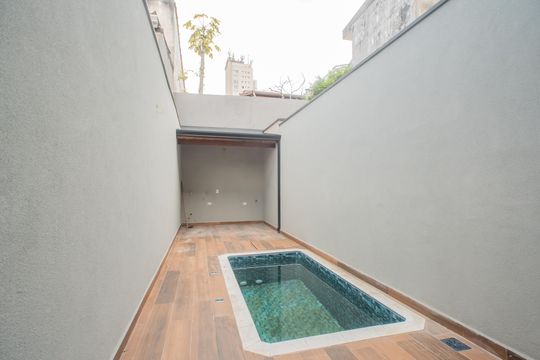 Piscina de casa à venda com 3 quartos, 120m² em Vila Monte Alegre, São Paulo