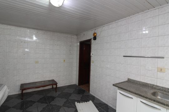 Cozinha de casa para alugar com 1 quarto, 130m² em Penha de França, São Paulo