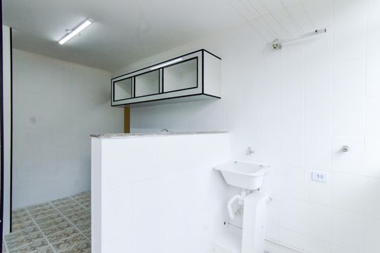 Área de Serviço de apartamento para alugar com 2 quartos, 52m² em Jardim Iporanga, Guarulhos
