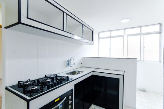 Cozinha  de apartamento para alugar com 2 quartos, 52m² em Jardim Iporanga, Guarulhos