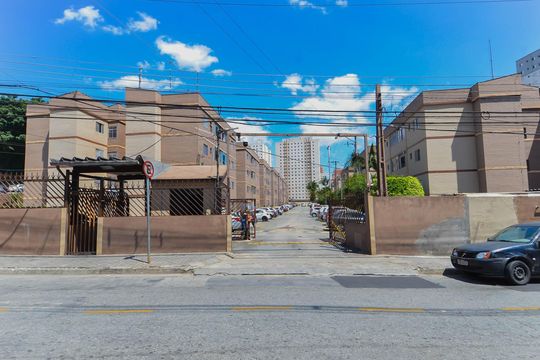 Fachada do Condomínio de apartamento para alugar com 2 quartos, 52m² em Jardim Iporanga, Guarulhos