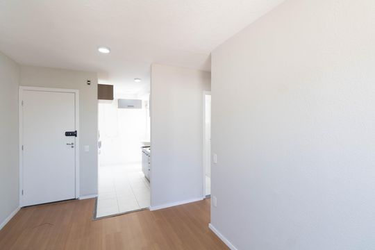Sala de apartamento à venda com 2 quartos, 44m² em Campo Grande, Rio de Janeiro