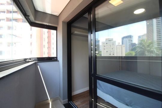 Varanda de apartamento à venda com 3 quartos, 84m² em Vila Olímpia, São Paulo