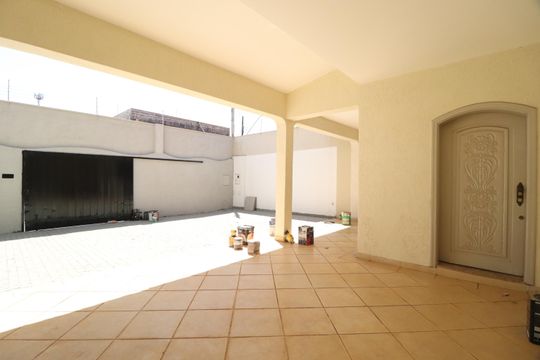 Quintal de casa para alugar com 7 quartos, 180m² em Nossa Senhora Aparecida, Uberlândia