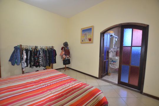 Quarto  1 Suite de casa para alugar com 3 quartos, 79m² em Osvaldo Cruz, Rio de Janeiro