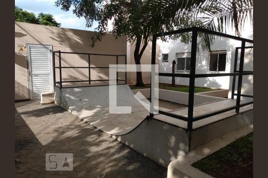 Área externa de apartamento para alugar com 2 quartos, 60m² em Jaguaré, São Paulo