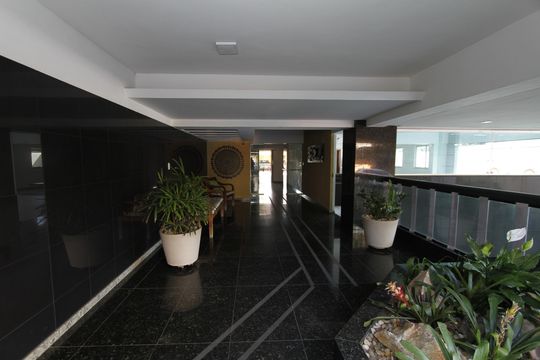 Hall de entrada de apartamento à venda com 4 quartos, 120m² em Padre Eustáquio, Belo Horizonte