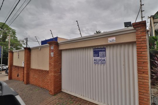 Plaquinha de casa para alugar com 3 quartos, 200m² em Cidade Jardim, Uberlândia