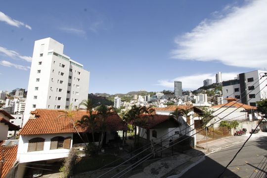 Vista de apartamento à venda com 3 quartos, 135m² em Santa Lúcia, Belo Horizonte