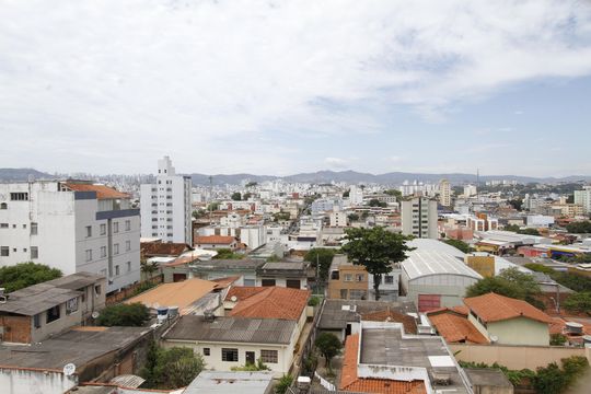 Vista de apartamento à venda com 3 quartos, 130m² em Monsenhor Messias, Belo Horizonte
