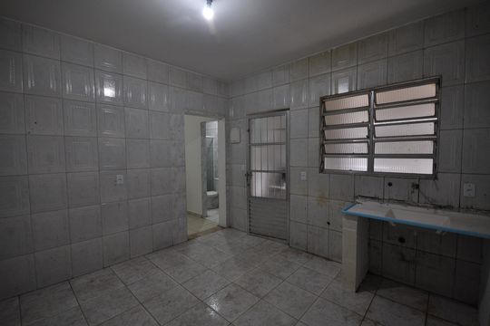 Cozinha 2 de casa à venda com 4 quartos, 300m² em Jardim Modelo, São Paulo